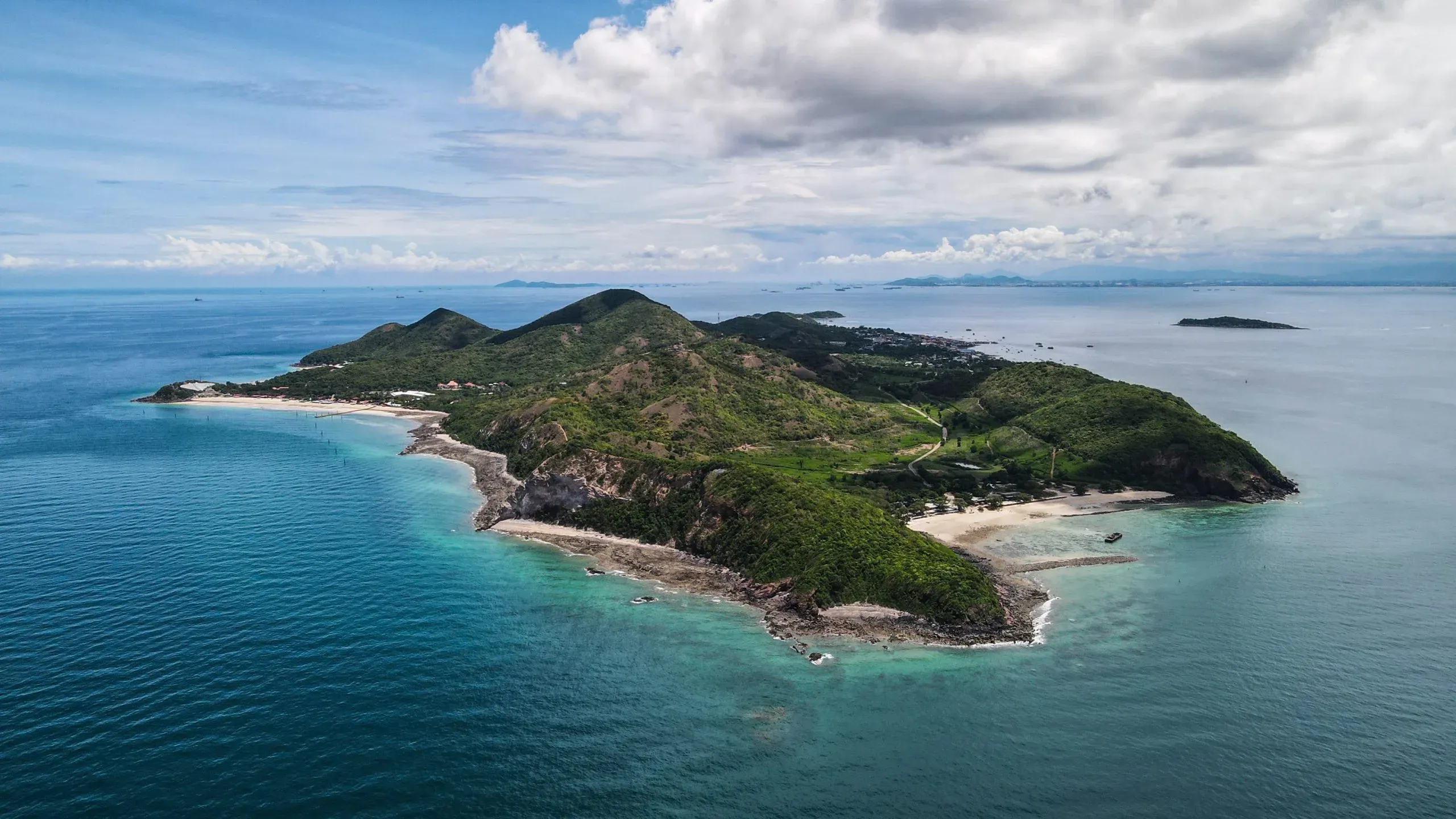 เกาะล้าน (เกาะปะการัง)