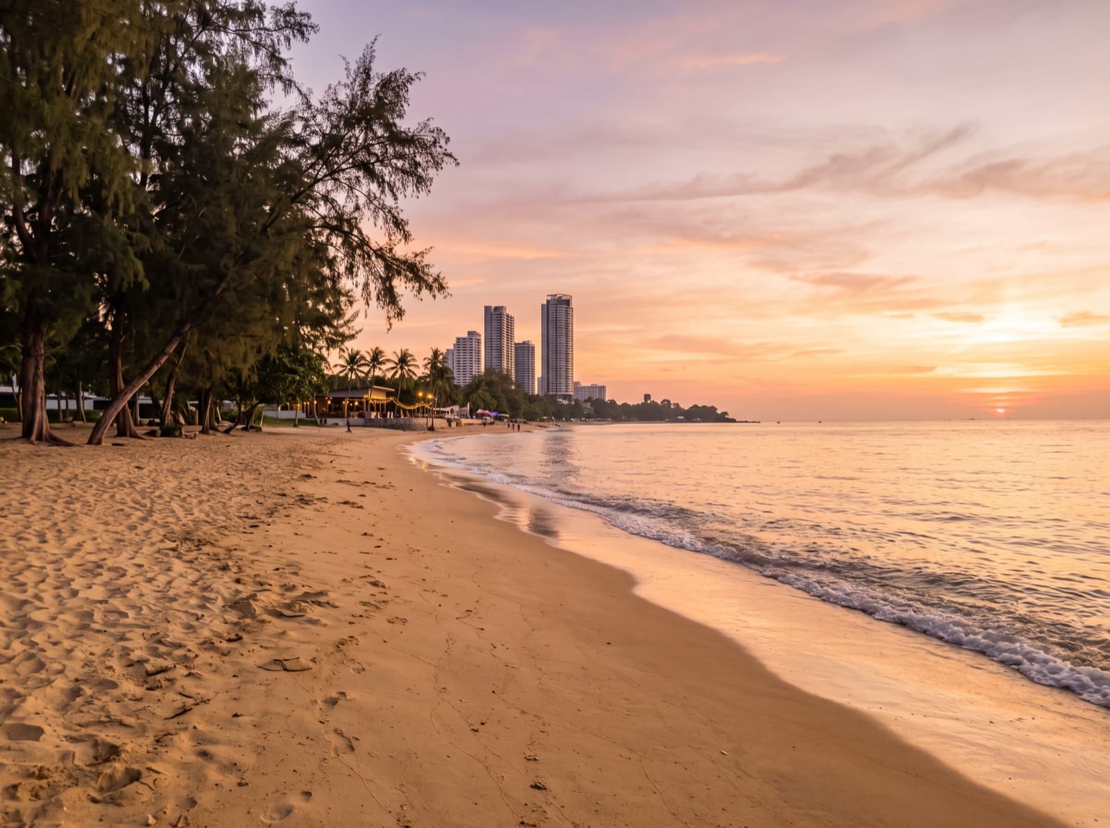 หาดวงศ์อมาตย์